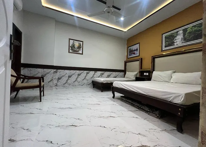 Oriole Guest House Standard Living